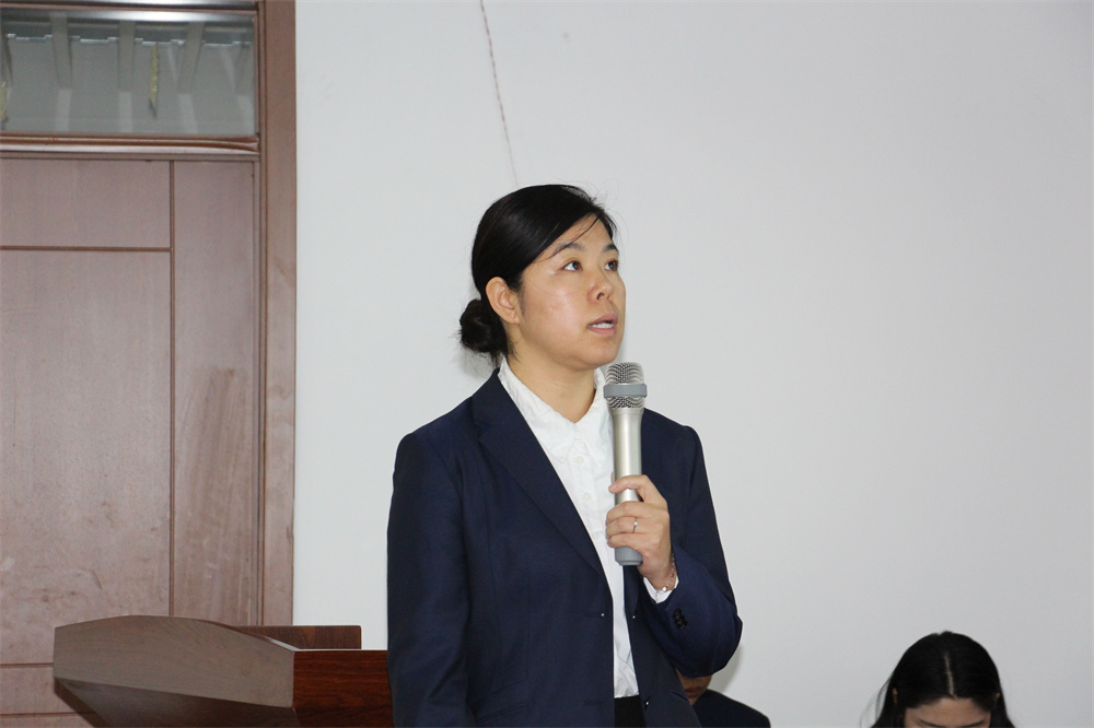 1667527297508162.jpg 鄒巖.jpg